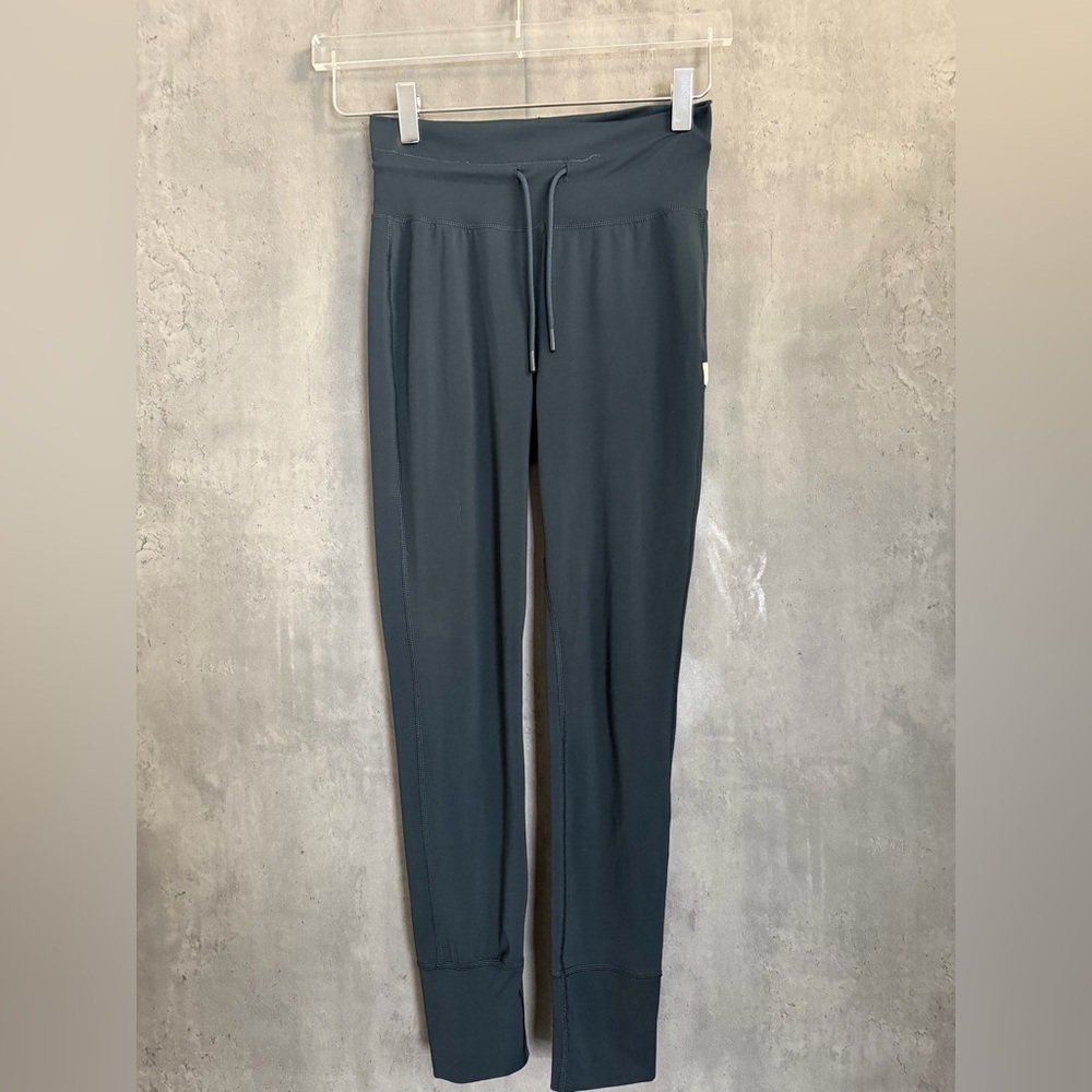 Vuori Daily Leggings  Womens Blue B3332